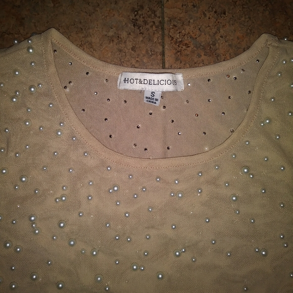 Nude size small one piece just like in the poctute - Picture 3 of 8